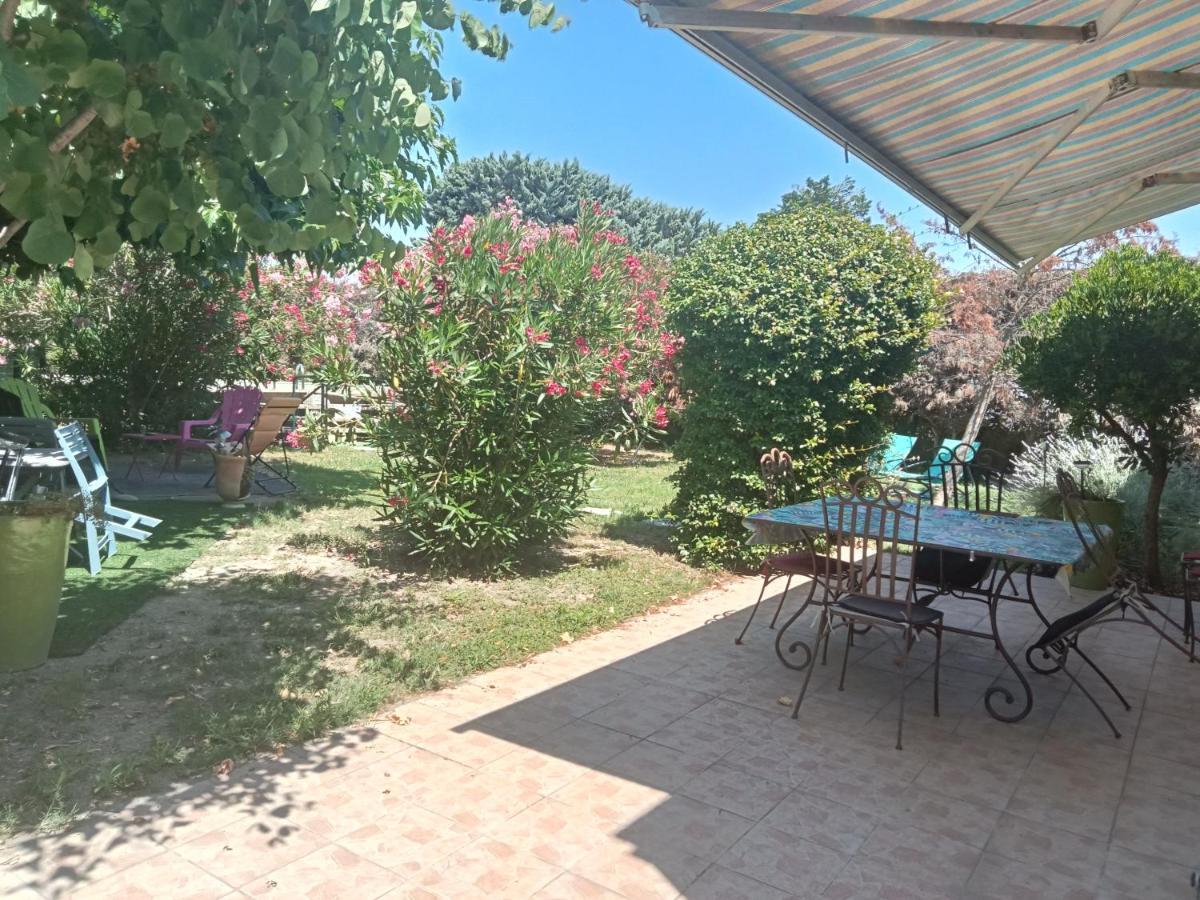 Cosy En Provence Villa Maillane Kültér fotó